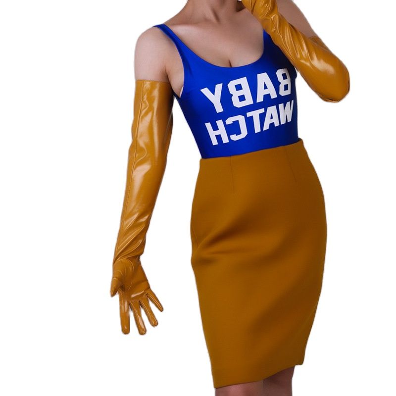 Women Fashion Over 60 - Luvas extra longas de couro envernizado